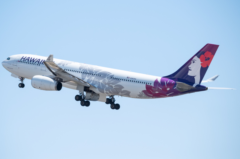 Photo of N383HA - Hawaiian Airlines Airbus A330-200 at HNL on AeroXplorer Aviation Database