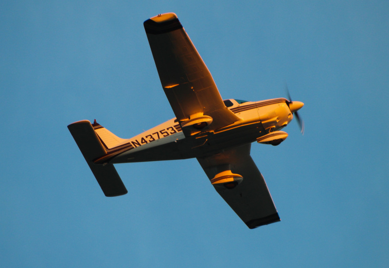 Photo of N43753 - PRIVATE Piper pa-28 at I69 on AeroXplorer Aviation Database