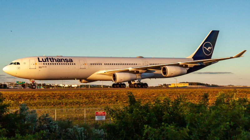 Photo of D-AIGX - Lufthansa Airbus A340-300 at MCO on AeroXplorer Aviation Database