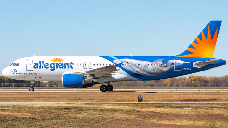 Photo of N271NV - Allegiant Airbus A320 at GFK on AeroXplorer Aviation Database