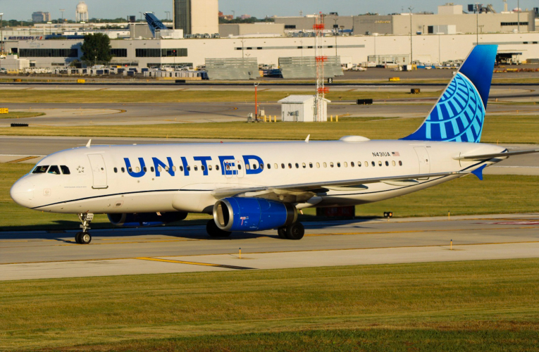 Photo of N431UA - United Airlines Airbus A320 at ORD on AeroXplorer Aviation Database