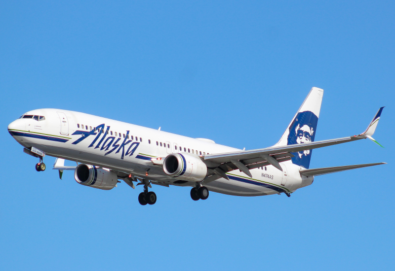Photo of N474AS - Alaska Airlines Boeing 737-900ER at SEA on AeroXplorer Aviation Database