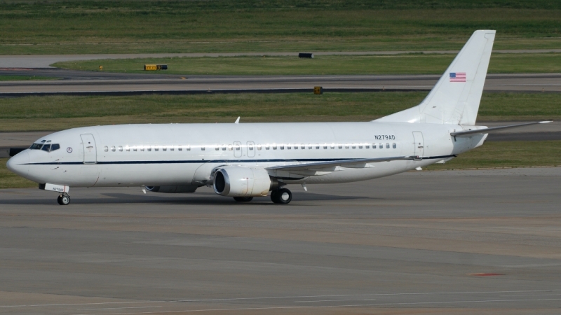 Photo of N279AD - US Marshals Service Boeing 737-400 at OKC on AeroXplorer Aviation Database