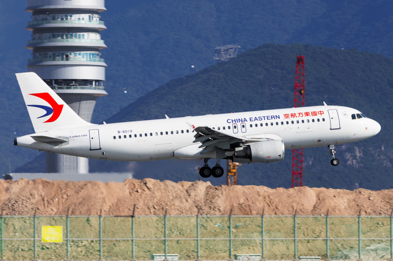 Photo of B-6010 - China Eastern Airlines Airbus A320 at HKG on AeroXplorer Aviation Database