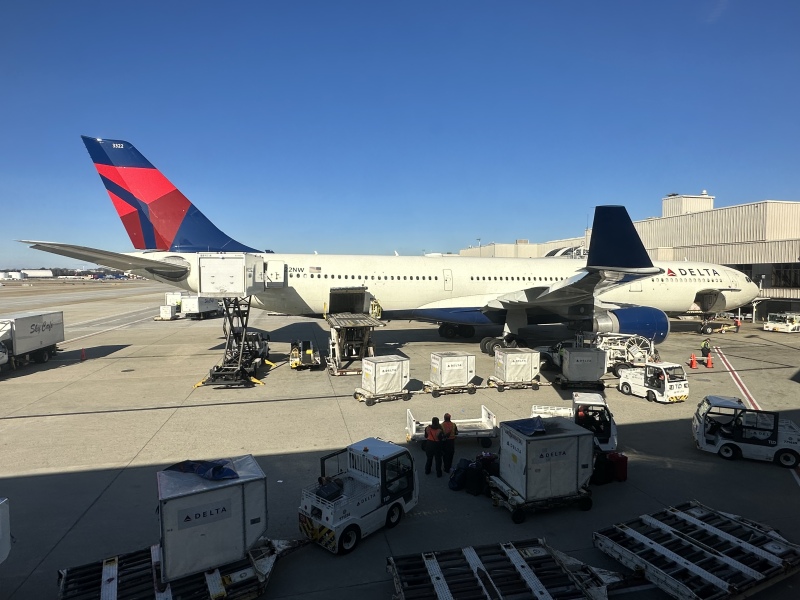 Photo of N822NW - Delta Airlines Airbus A330-300 at ATL on AeroXplorer Aviation Database