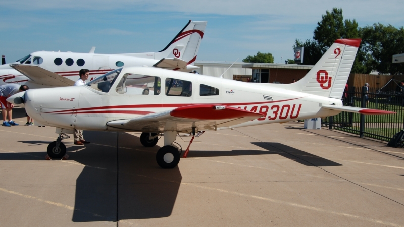 Photo of N483OU - University of Oklahoma Piper PA-28 at OUN on AeroXplorer Aviation Database