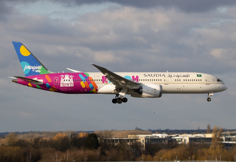 Photo of HZ-ARB - Saudia Boeing 787-9 at LHR on AeroXplorer Aviation Database