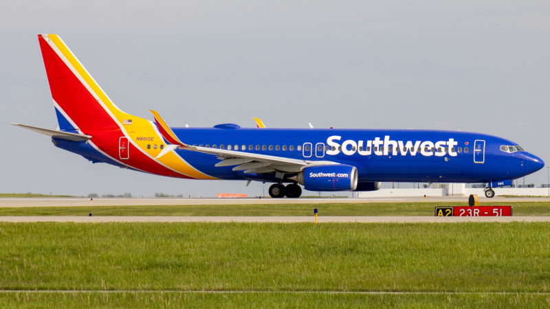 Photo of N8615E - Southwest Airlines Boeing 737-800 at IND on AeroXplorer Aviation Database