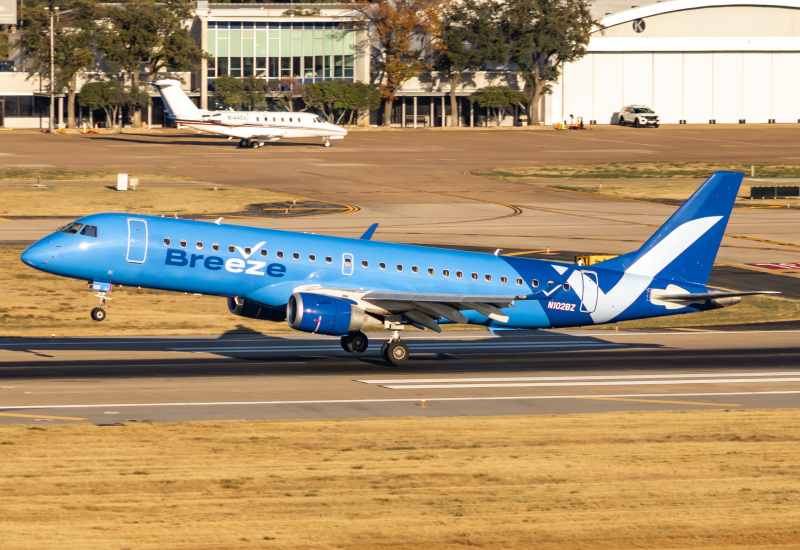 Photo of N102BZ - Breeze Airways Embraer E190 at DAL on AeroXplorer Aviation Database