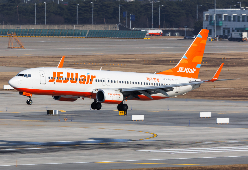 Photo of HL8050 - Jeju Air Boeing 737-800 at ICN on AeroXplorer Aviation Database