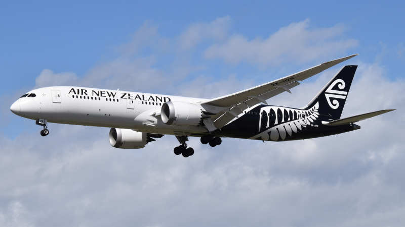 Photo of ZK-NZR - Air New Zealand Boeing 787-9 at LAX on AeroXplorer Aviation Database