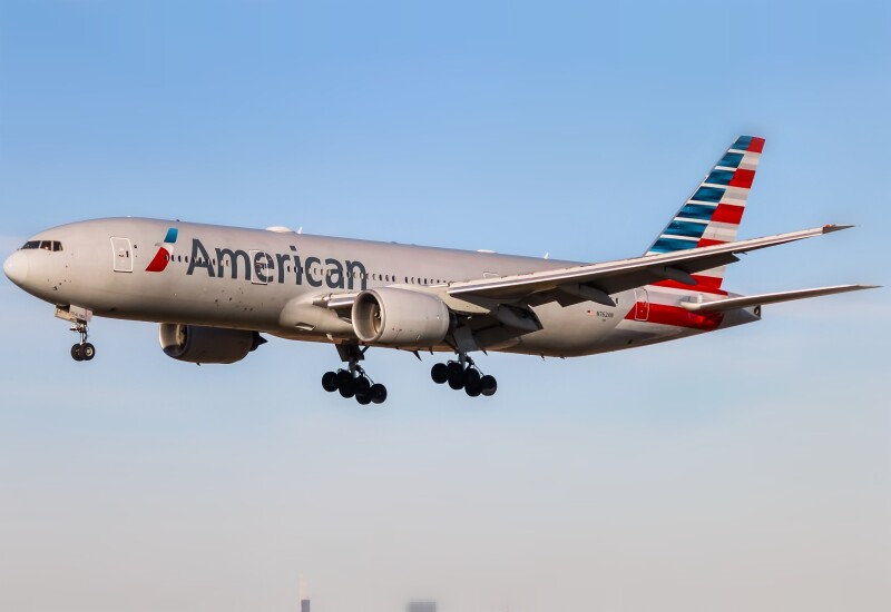 Photo of N762AN - American Airlines Boeing 777-200ER at PHL on AeroXplorer Aviation Database