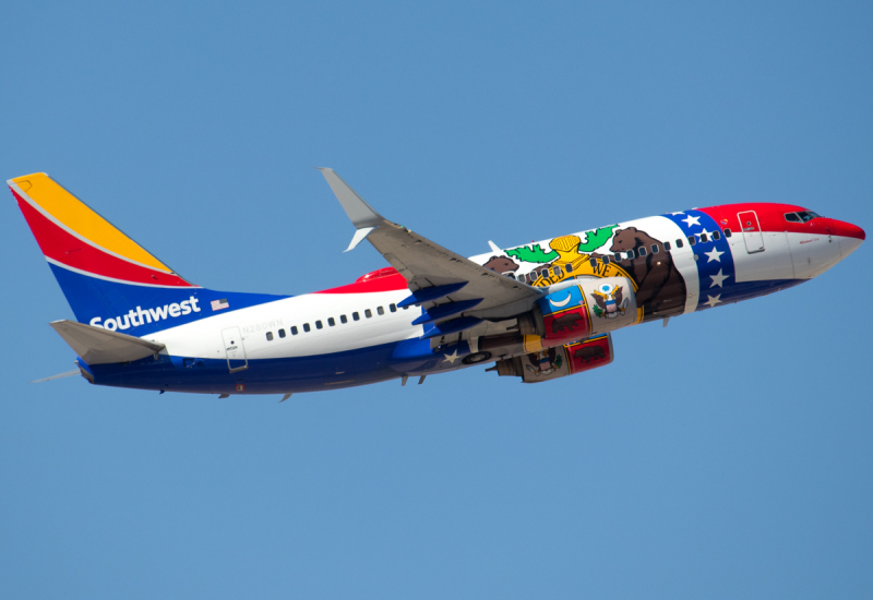 Photo of N280WN - Southwest Airlines Boeing 737-700 at PHX on AeroXplorer Aviation Database