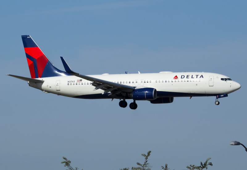 Photo of N3765 - Delta Airlines Boeing 737-800 at EWR on AeroXplorer Aviation Database
