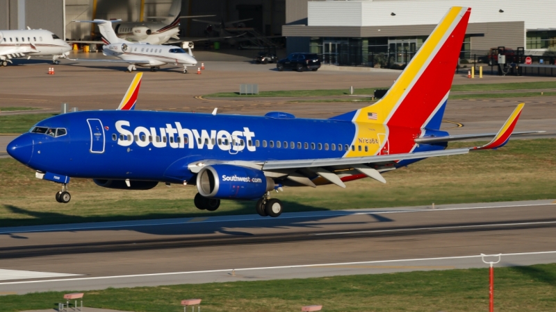 Photo of N7836A - Southwest Airlines Boeing 737-700 at KDAL on AeroXplorer Aviation Database