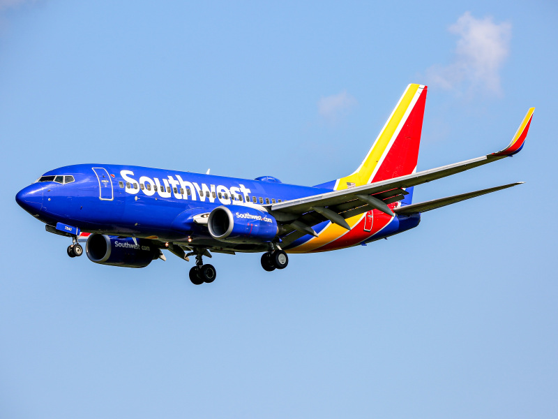 Photo of N7840A - Southwest Airlines Boeing 737-700 at BWI on AeroXplorer Aviation Database