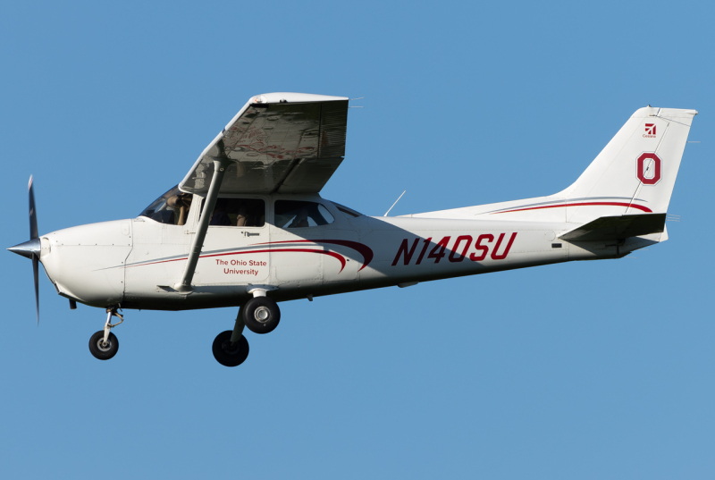 Photo of N140SU - Ohio State University Cessna 172 at PIT on AeroXplorer Aviation Database