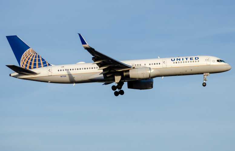 Photo of N17126 - United Airlines Boeing 757-200 at EWR on AeroXplorer Aviation Database