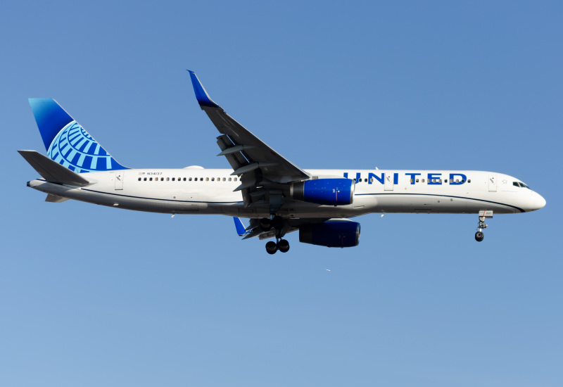 Photo of N34137 - United Airlines Boeing 757-200 at EWR on AeroXplorer Aviation Database
