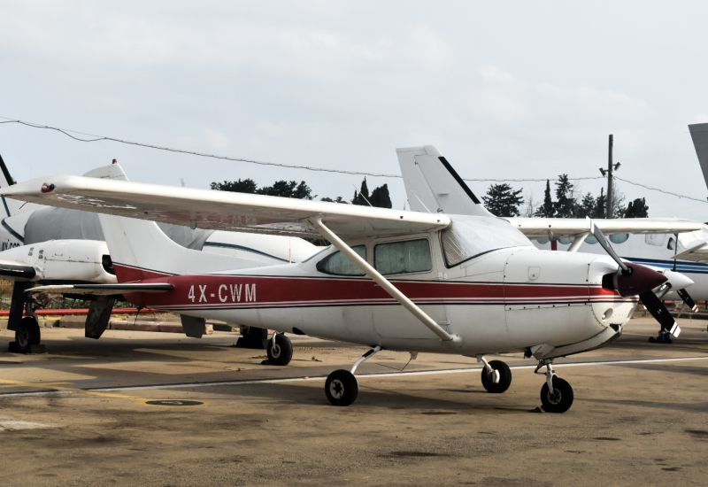 Photo of 4X-CWM - PRIVATE Cessna 182 Skylane at HRZ on AeroXplorer Aviation Database