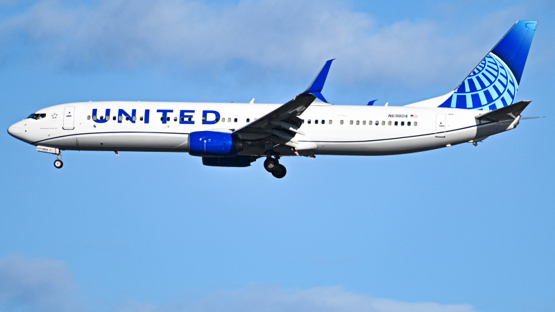 Photo of N69804 - United Airlines Boeing 737-900ER at LAX on AeroXplorer Aviation Database