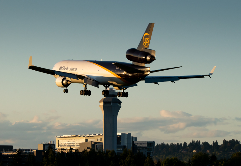Photo of N262UP - United Parcel Service McDonnell Douglas MD-11F at PDX on AeroXplorer Aviation Database