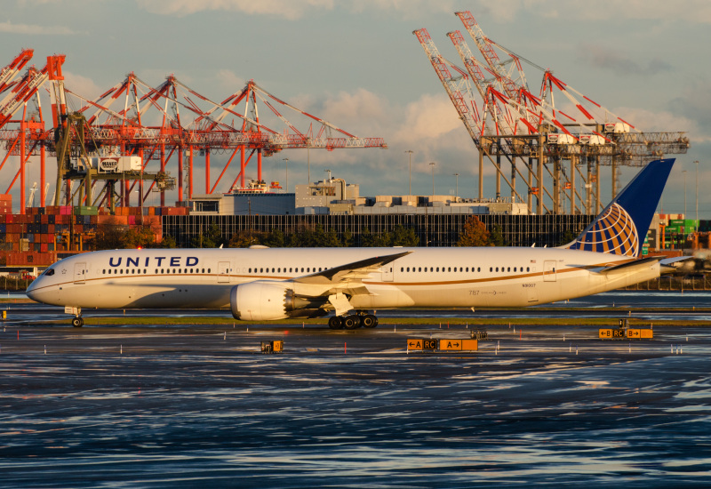 Photo of N91007 - United Airlines Boeing 787-10 at EWR on AeroXplorer Aviation Database