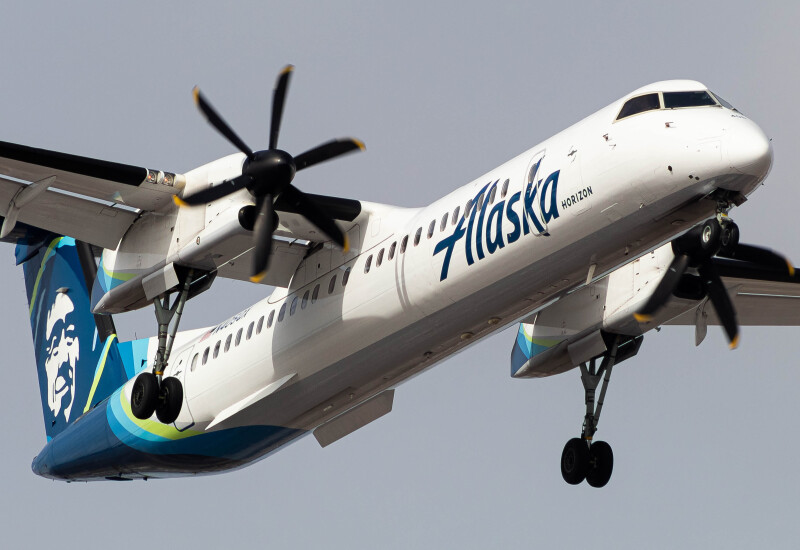 Photo of N405QX - Alaska Airlines Bombardier DHC-8 Q400 at BOI on AeroXplorer Aviation Database