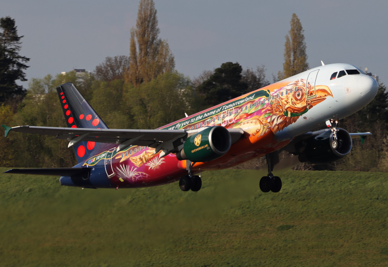 Photo of OO-SNF - Brussels Airlines Airbus A320 at BHX on AeroXplorer Aviation Database