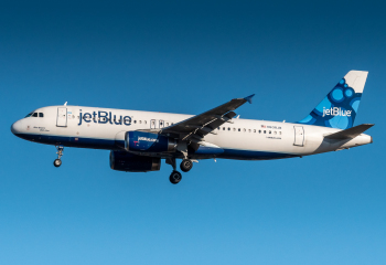 N621JB) JetBlue Airways Airbus A320 by Peter Cuthbert | AeroXplorer Photo  Database