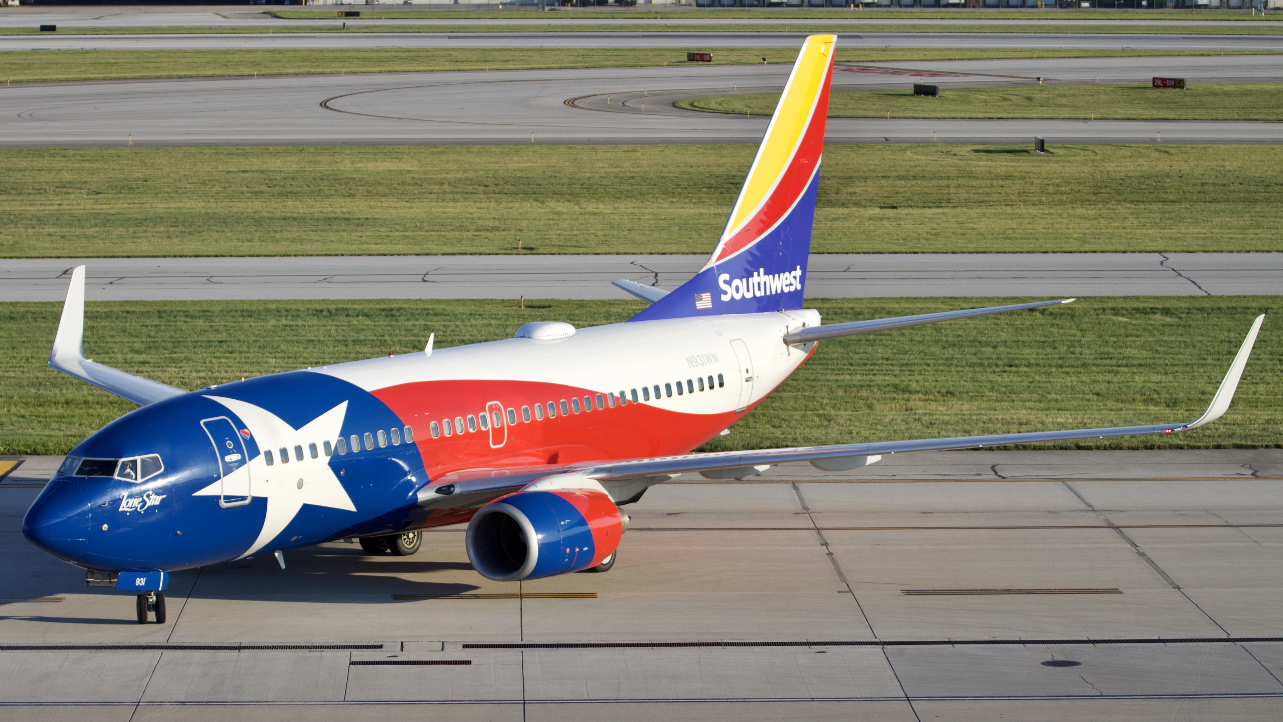 Photo of N931WN - Southwest Airlines Boeing 737-700 at CMH