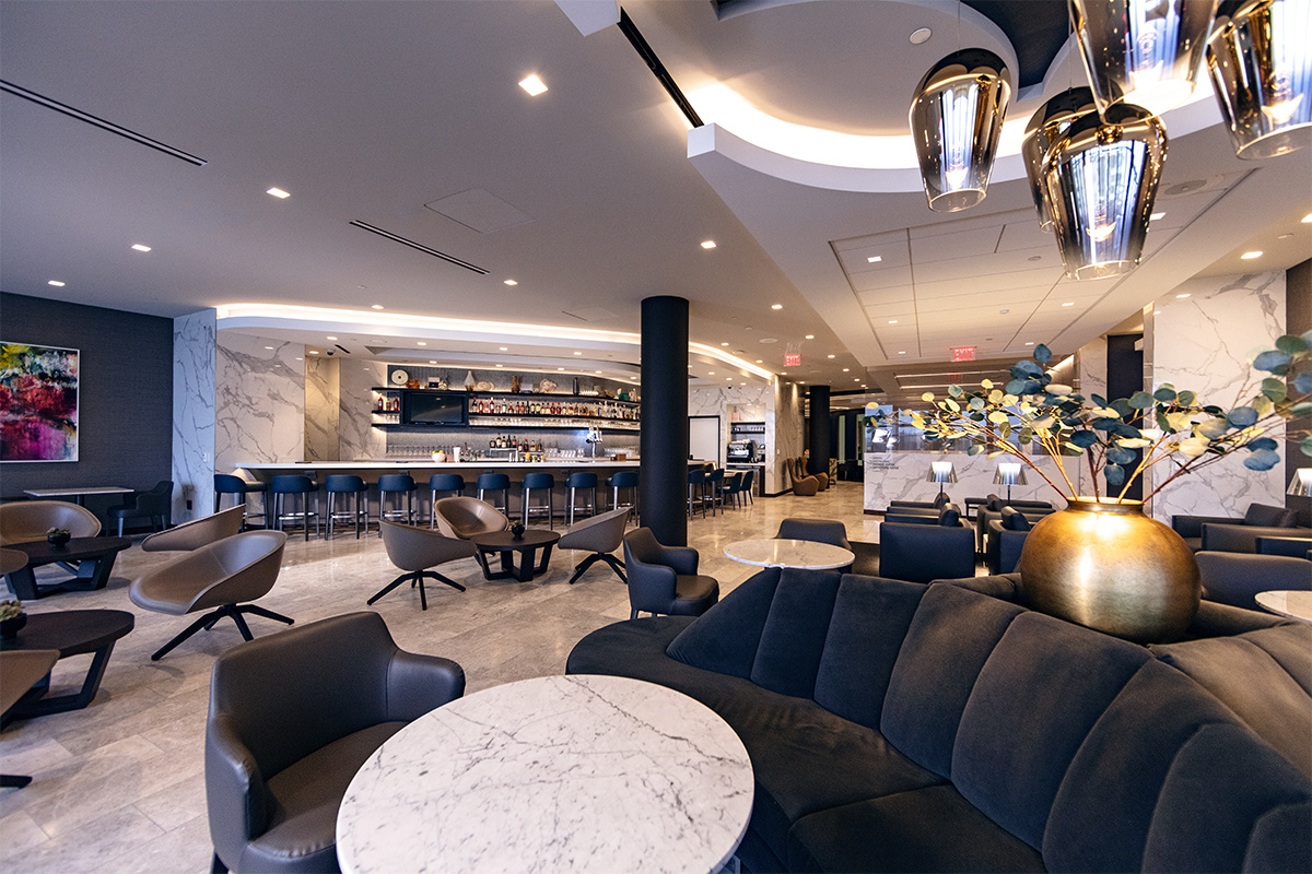 United Opens New Polaris Lounge at Dulles Airport - AeroXplorer.com