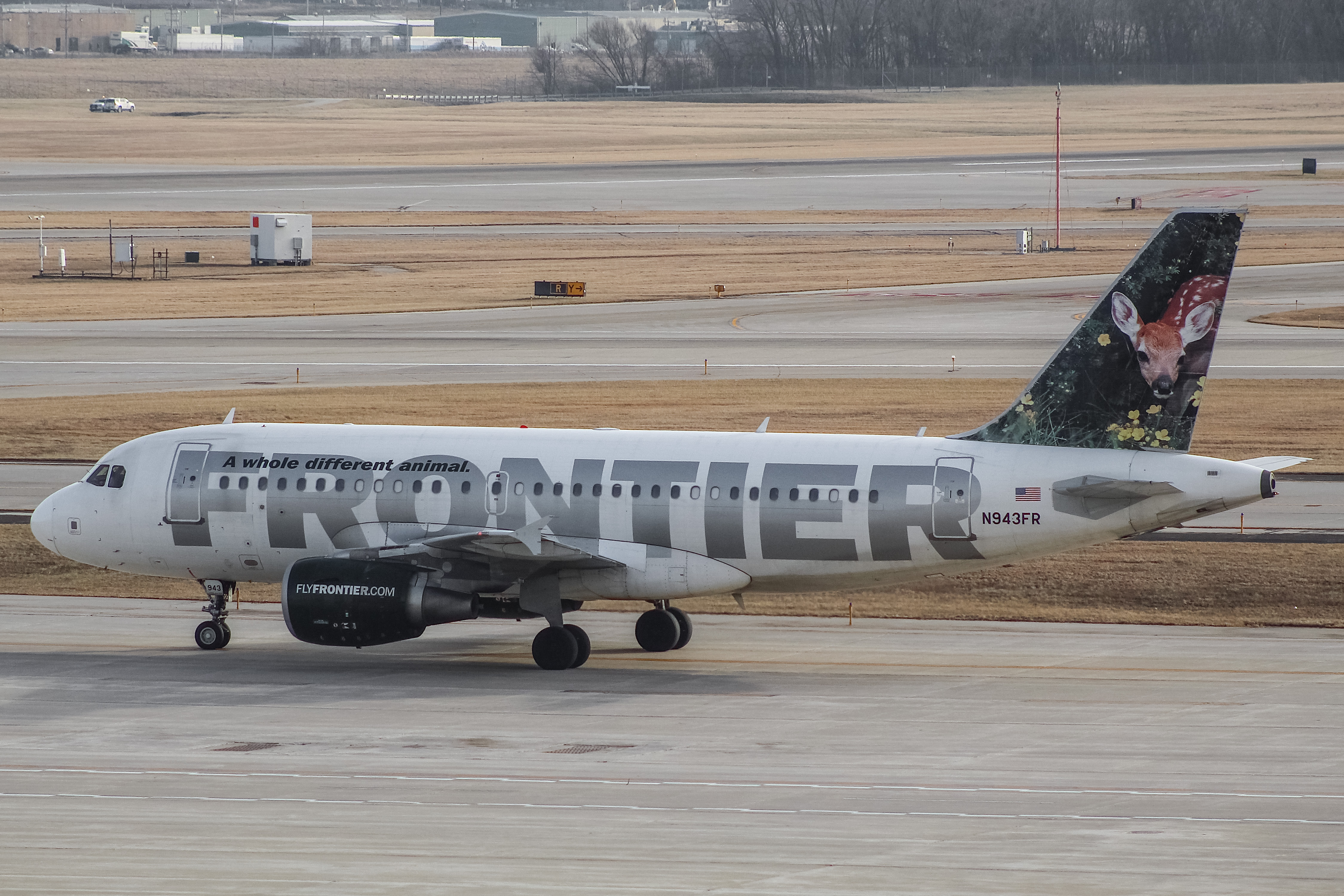 Photo of N943FR - Frontier Airlines Airbus A319 at MKE